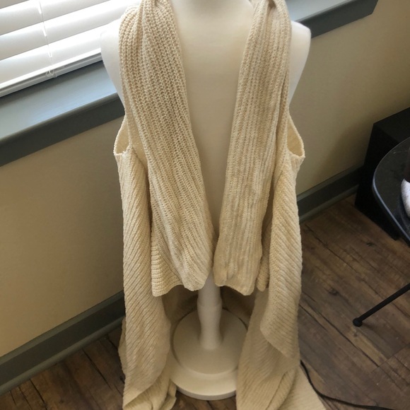 Long shaw - Picture 1 of 2